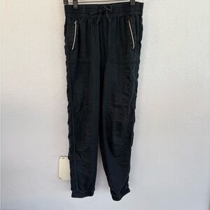 Women’s Navy blue Hollister Jogger Pants size S/M